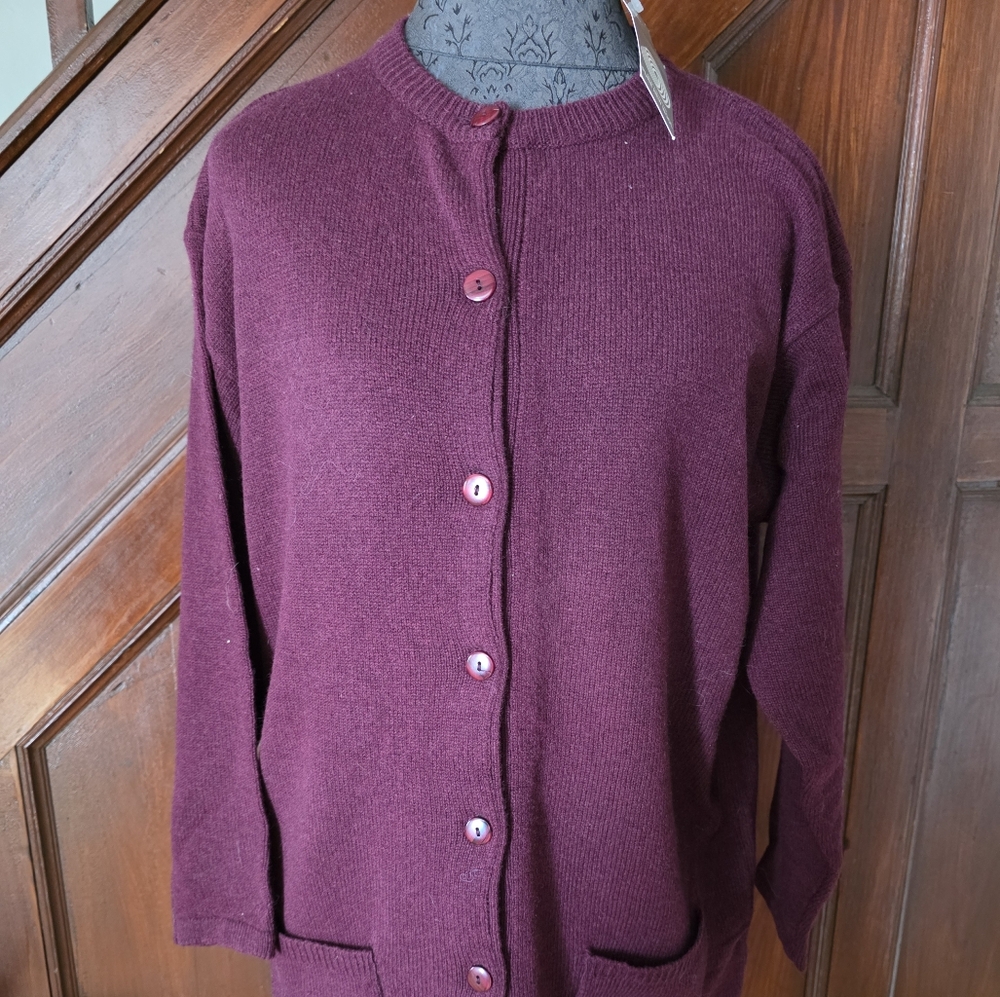 NWT Compliments  Woolmark  Pure New Wool Cardigan Sweater Pockets Wine Red M